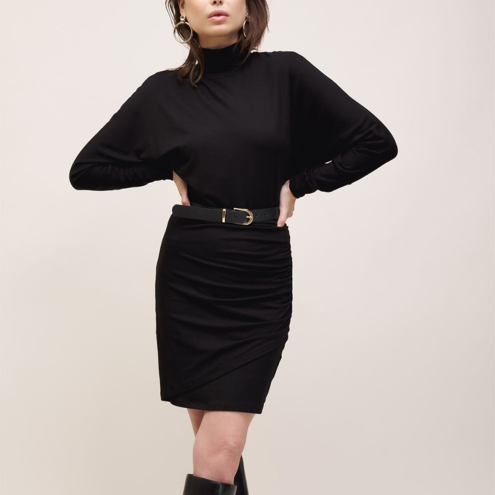 ✨3 for $25✨ Dynamite Black Dolman Sleeve Dress